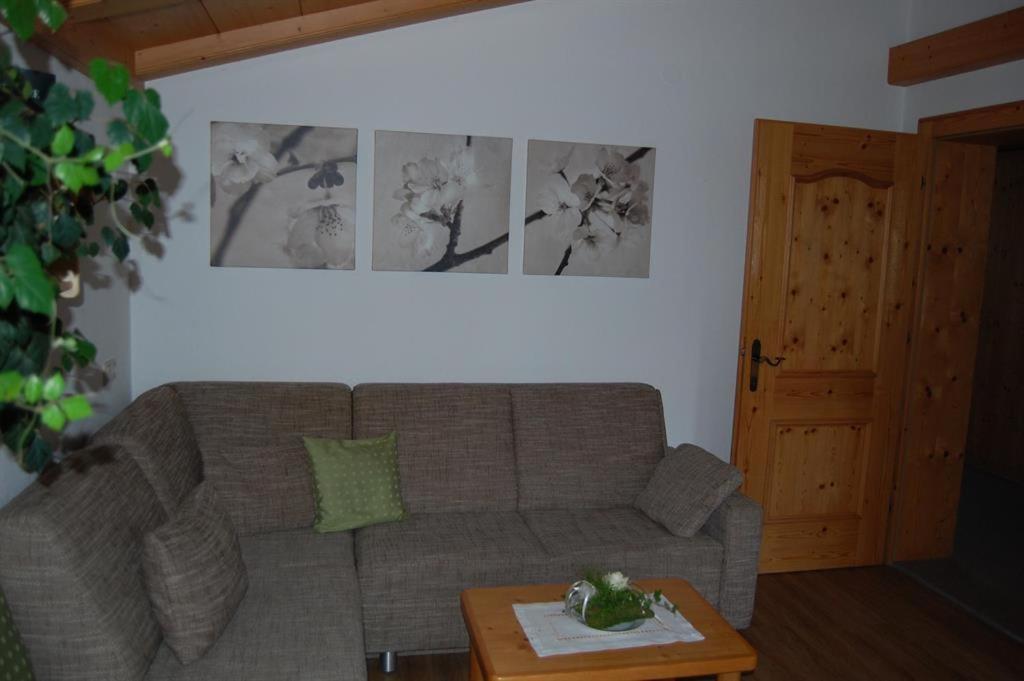 Haus Schreieck Klaudia Apartment Hofen Bagian luar foto